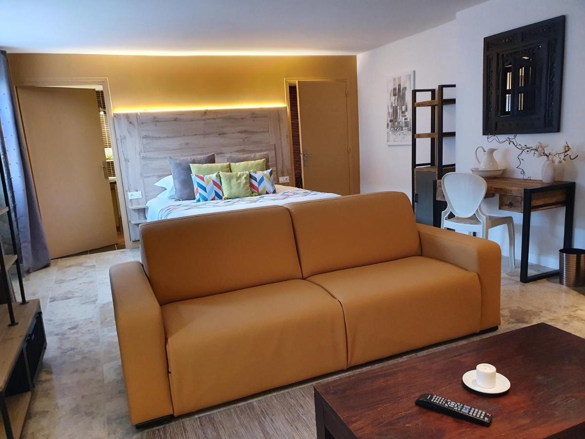 Logis L'Auberge De Larressingle Exteriér fotografie
