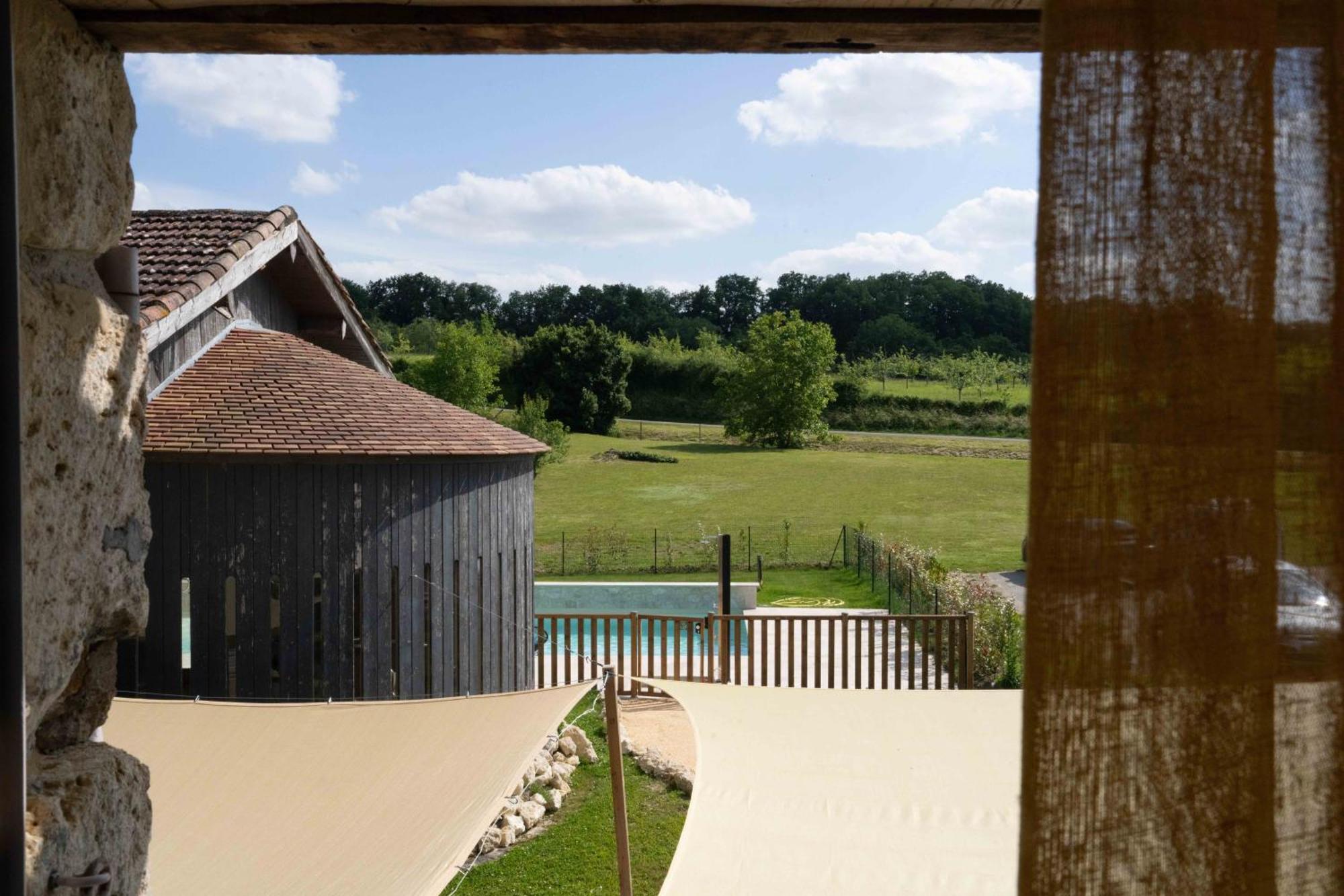 Logis L'Auberge De Larressingle Exteriér fotografie