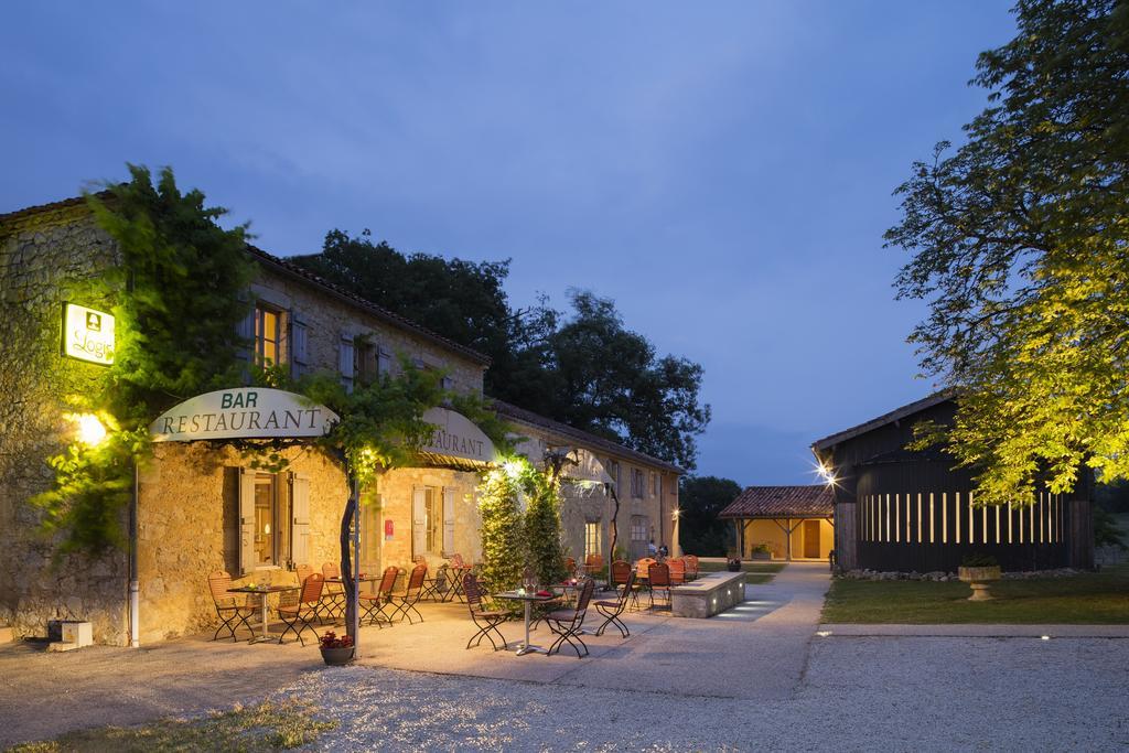 Logis L'Auberge De Larressingle Exteriér fotografie